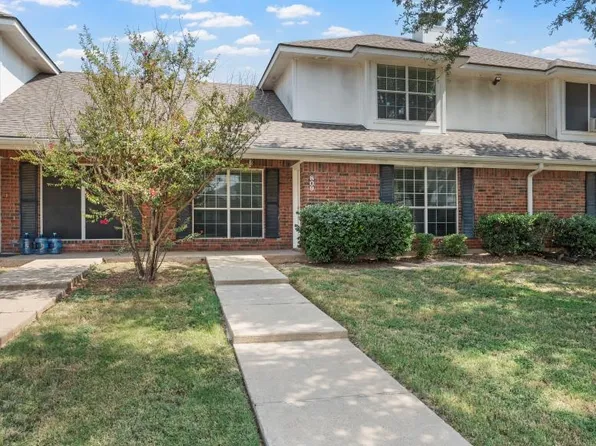 809 Chambers Creek Cir, Hewitt, TX 76643