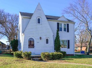 1323 Prospect Dr, Mishawaka, IN 46544