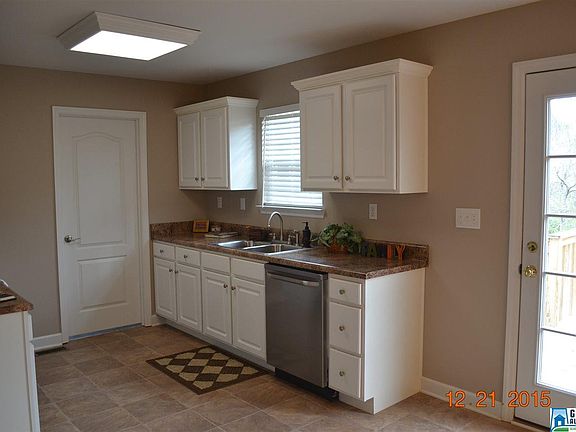 5th image of 405 Commissary Rd