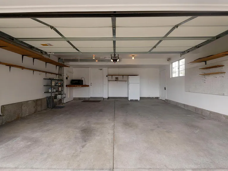 1447 E Marbella St — Photo 12