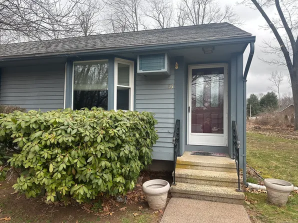1 Abbott Road #95, Ellington, CT 06029