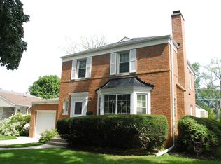 8235 Kostner Ave, Skokie, IL