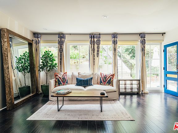 3rd image of 8121 Cornett Dr