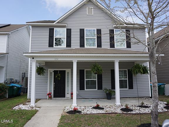 2nd image of 104 Patriot Court