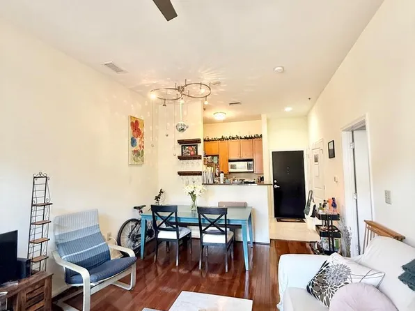 309 Holland Ln Unit 139, Alexandria, VA 22314