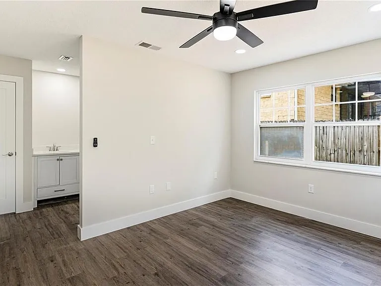 616 Water Rd — Photo 16