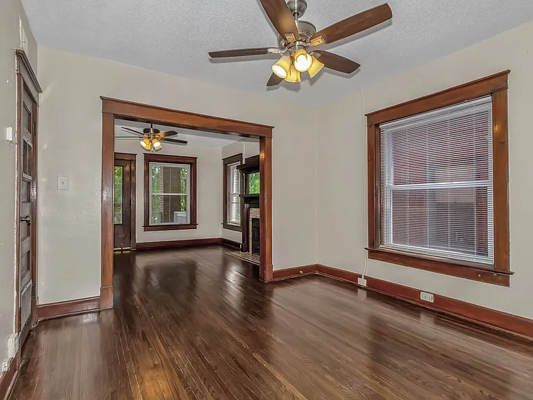 2710 Holmes St #2S — Photo 15