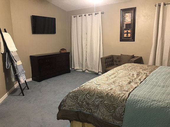 5th image of 662 Wellesley Ct
