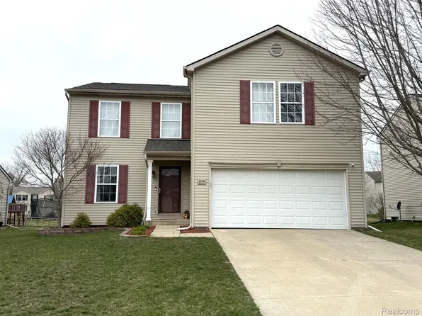 879 Prairie Ln, Milan, MI 48160