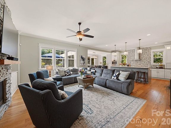 5th image of 20327 Bethelwood Ln