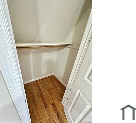 2 bed, 1300 sqft, $1,800 — Photo 1