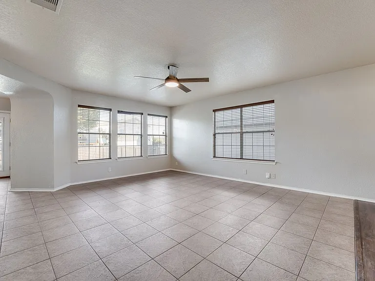 9815 Carswell Peak — Photo 5