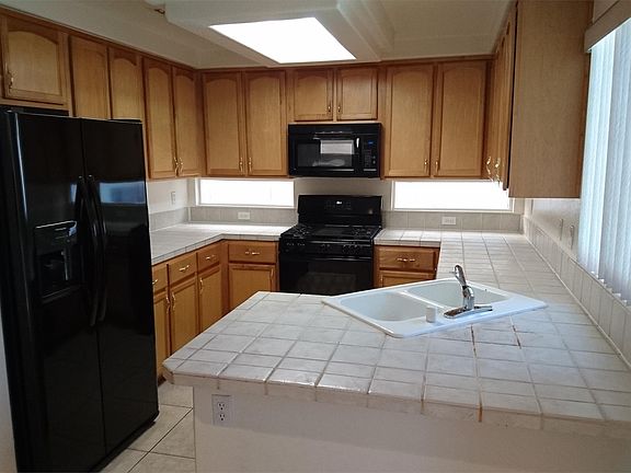 5th image of 9576 Arrowhead Falls Ct
