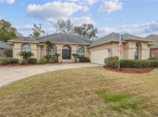 105 Valcour Ln, Destrehan, LA 70047