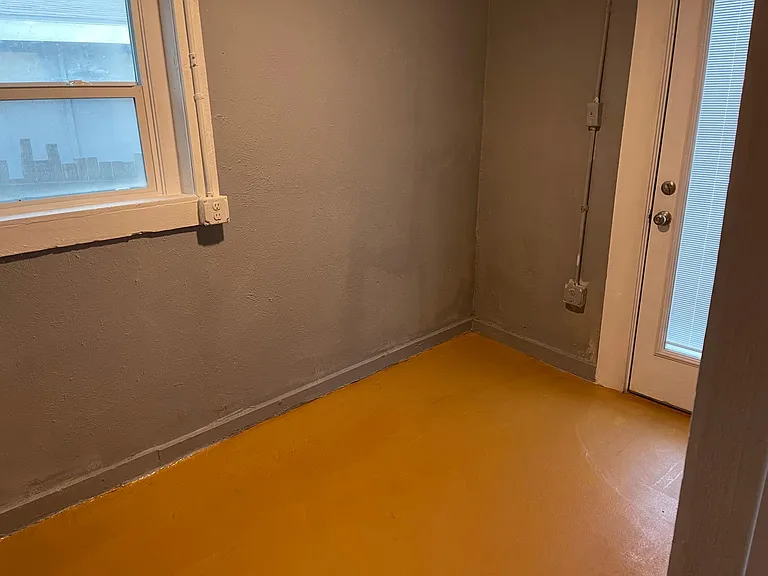 3217 James Ave — Photo 11