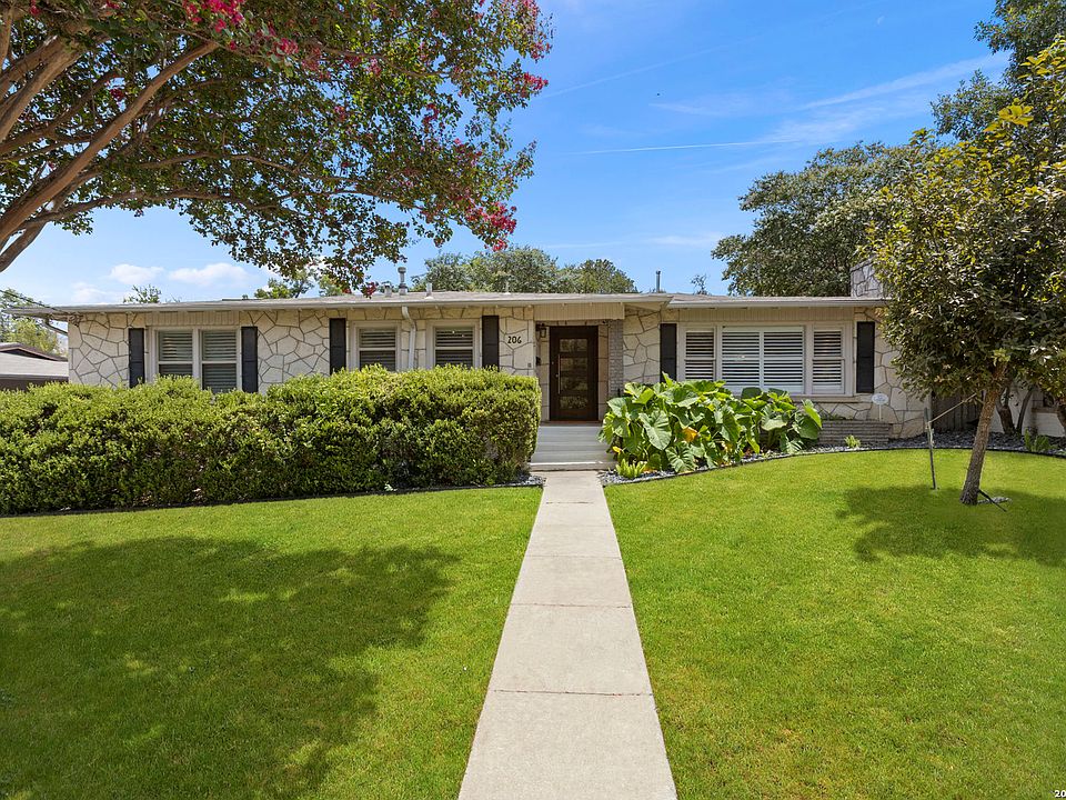 1st image of 206 E Agarita Ave