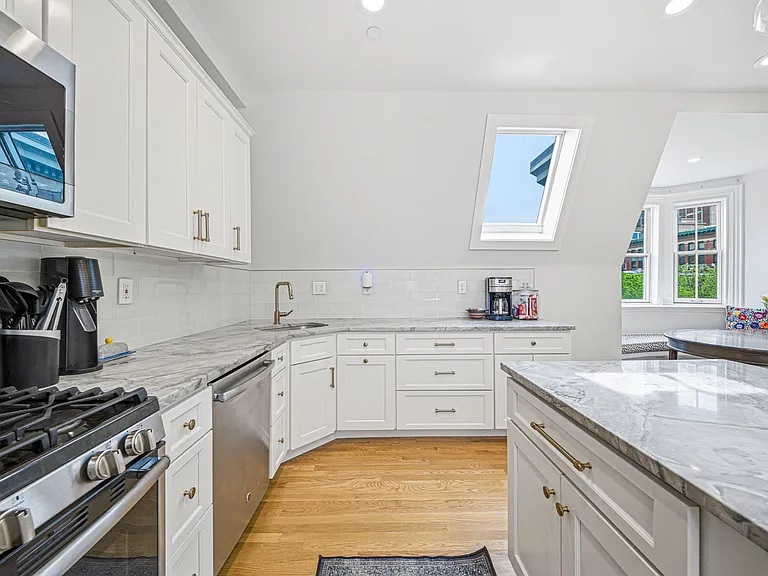 25 Worcester Sq #5 — Photo 4