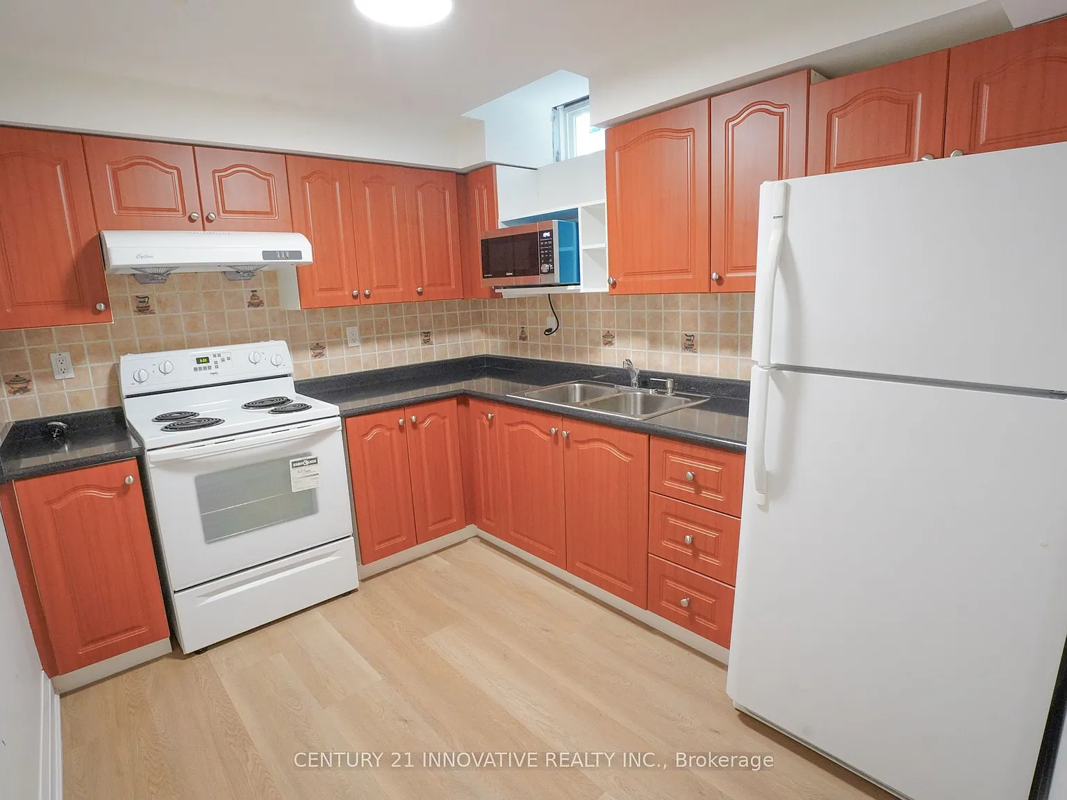 2 bed, $1,800 — Photo 3