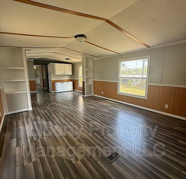 21 Hill Side Ln — Photo 6