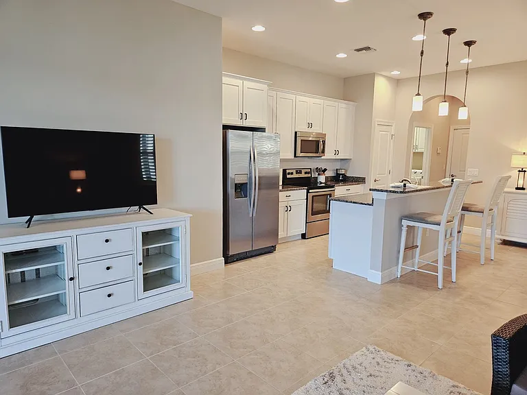 10468 Crooked Creek Dr — Photo 17