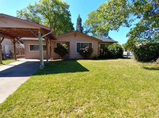 1721 SW I St, Grants Pass, OR 97526