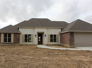 2933 Clifford Rd, Lake Charles, LA 70611