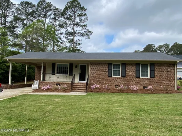 903 Jasper Street, Clinton, NC 28328