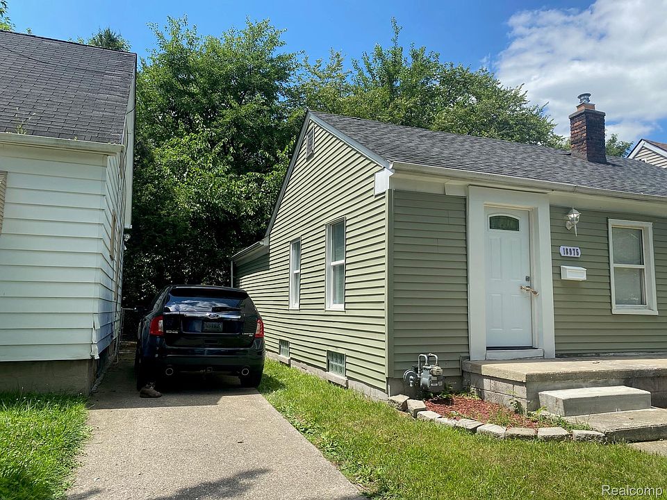 2nd image of 18975 Beland St
