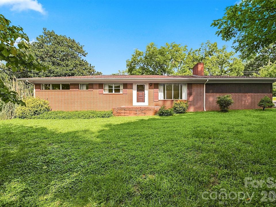 1st image of 434 Mountain View Dr