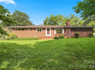 434 Mountain View Dr, Morganton, NC 28655