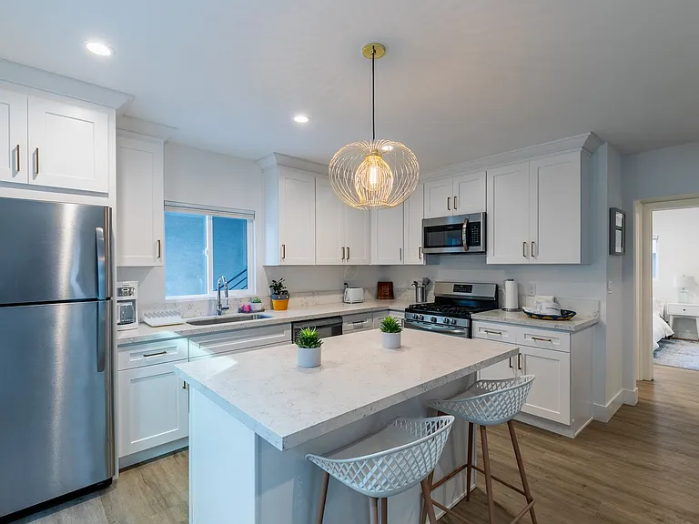 350 Hermosa Ave — Photo 28
