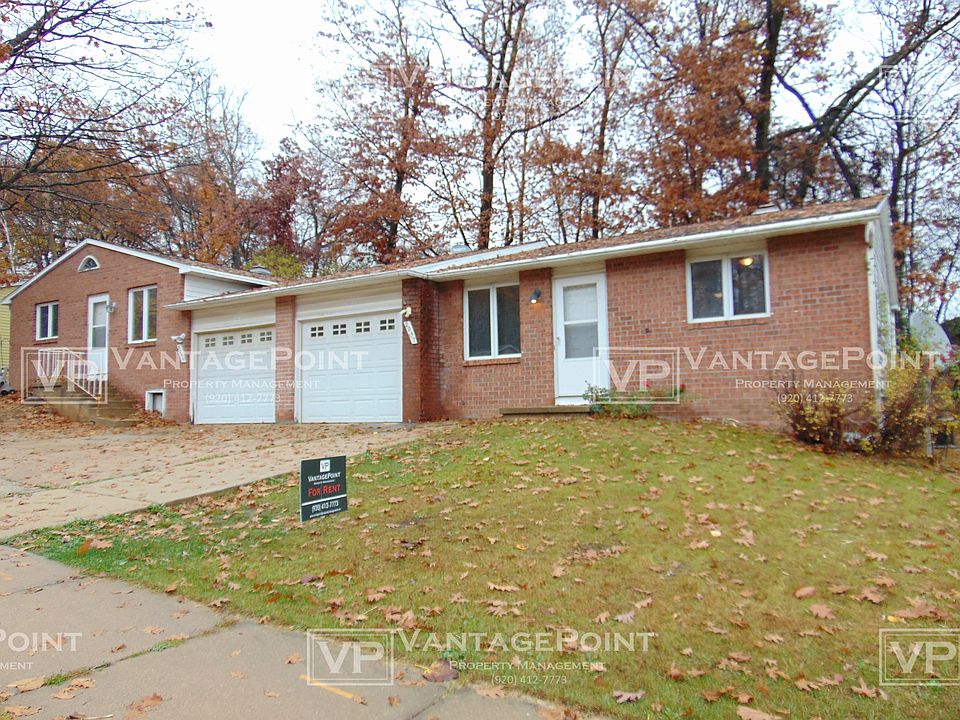1st image of 2057 Packerland Dr