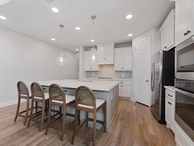 13055 Soaring Forest Dr — Photo 13