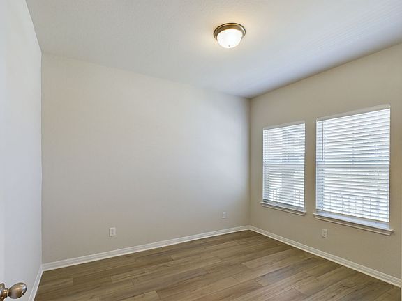4th image of 1513 Settlers Glen Dr