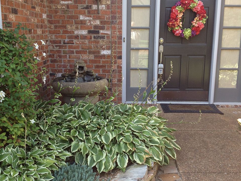2nd image of 145 W Nolley Dr