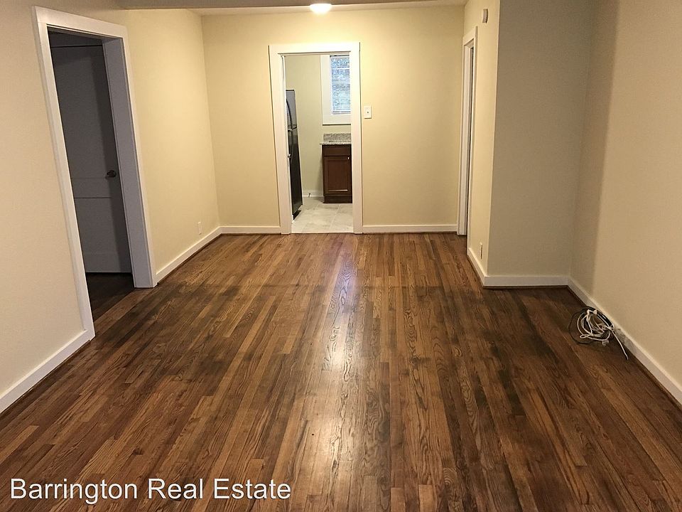 2nd image of 300 County Road 338 APT 2B