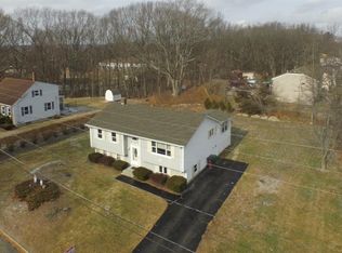 199 Poplar St, Woonsocket, RI 02895