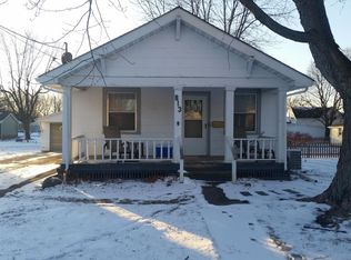 813 S Illinois St, Geneseo, IL 61254