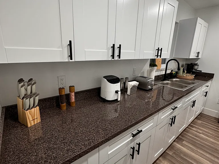 22258 Beverly Ave — Photo 8