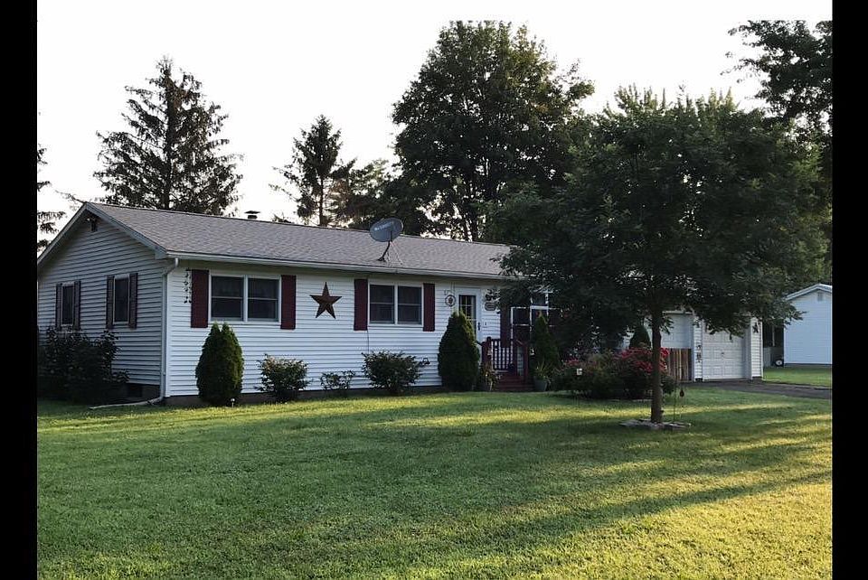 1st image of 128 Cortland Drive