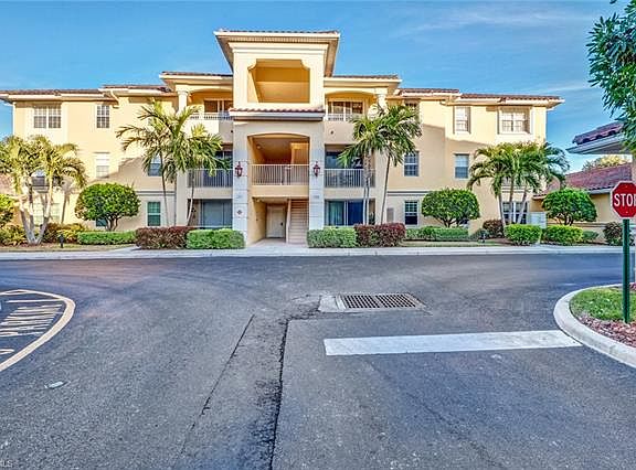 2nd image of 1500 SW 50th St APT 301