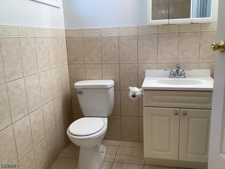 275 Wanaque Ave #1 — Photo 12