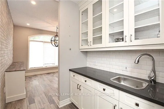406 Morley Cook Cres — Photo 5