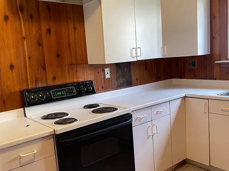 4 Pierson Pl #A — Photo 4