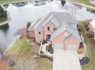 10040 Glenn Abbey Ln, Fishers, IN 46037