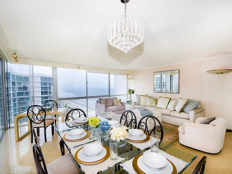 1760 Avenida Del Mundo #1409 — Photo 4
