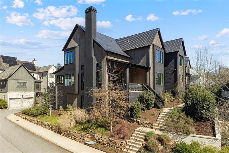 1st image of 304A Mado Ln