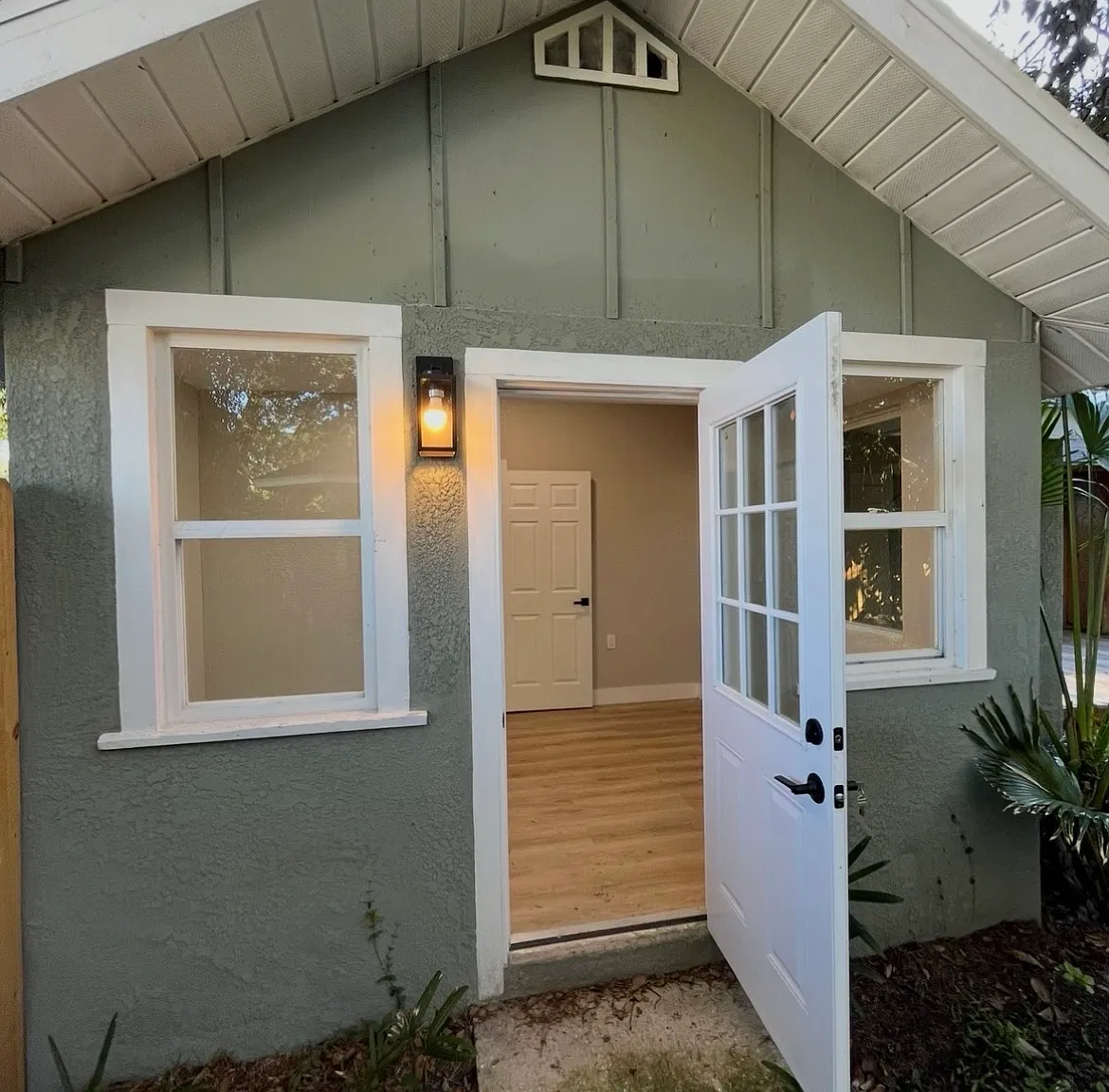 Studio, 550 sqft, $1,500 — Photo 3