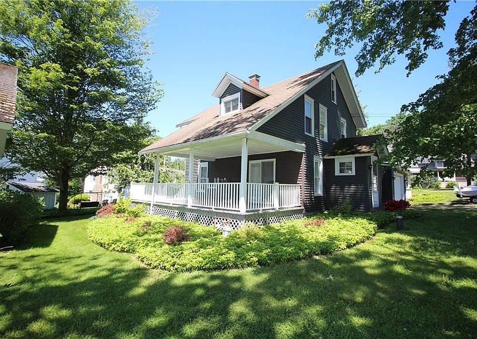 1st image of 5459 Emerald Ave