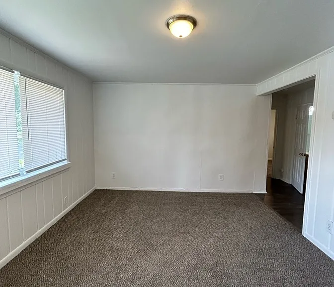 82 Harvey Pl — Photo 13